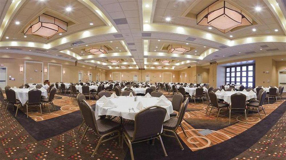 Holiday Inn Express&Suites Aberdeen, an IHG Hotel Buitenkant foto