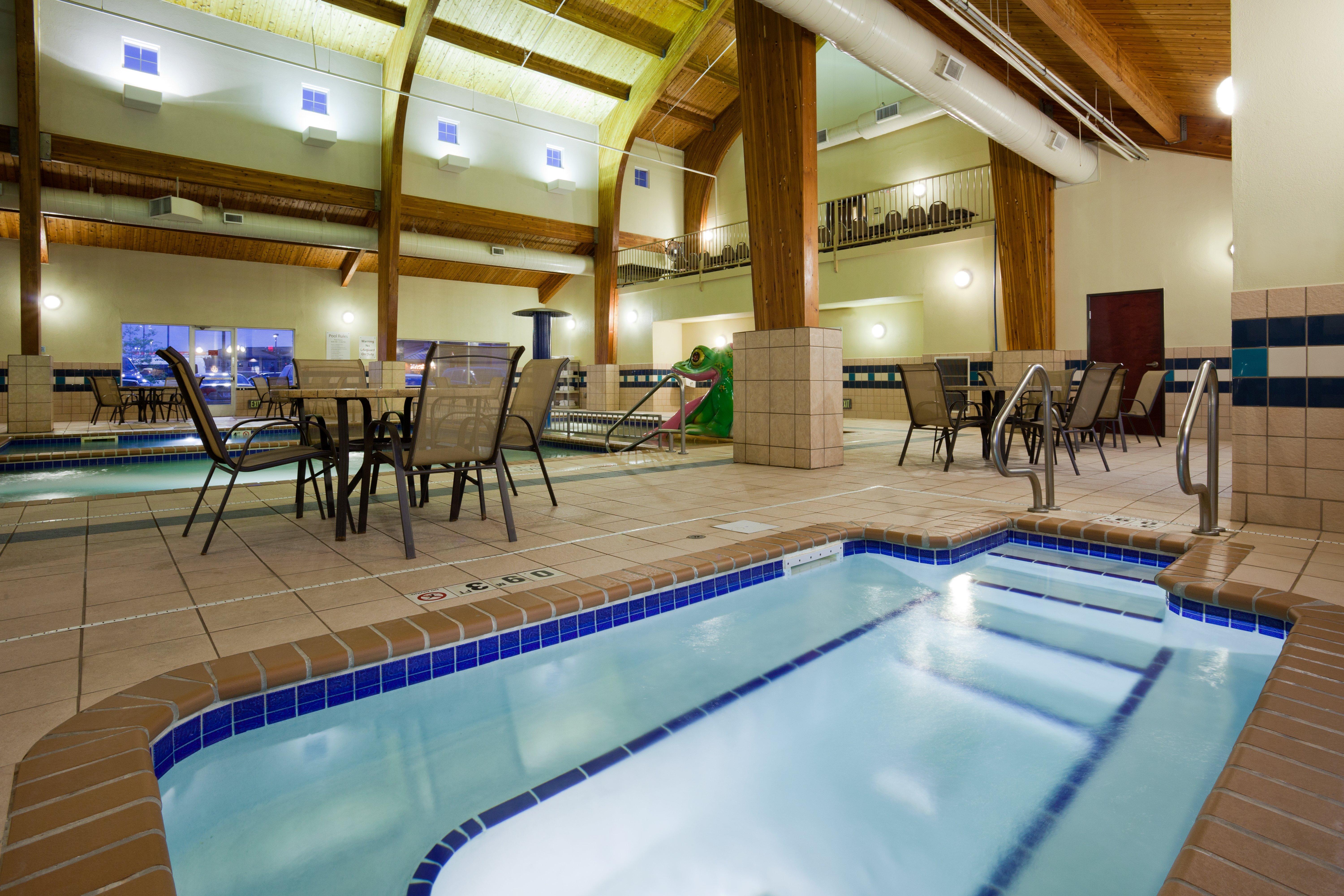 Holiday Inn Express&Suites Aberdeen, an IHG Hotel Buitenkant foto