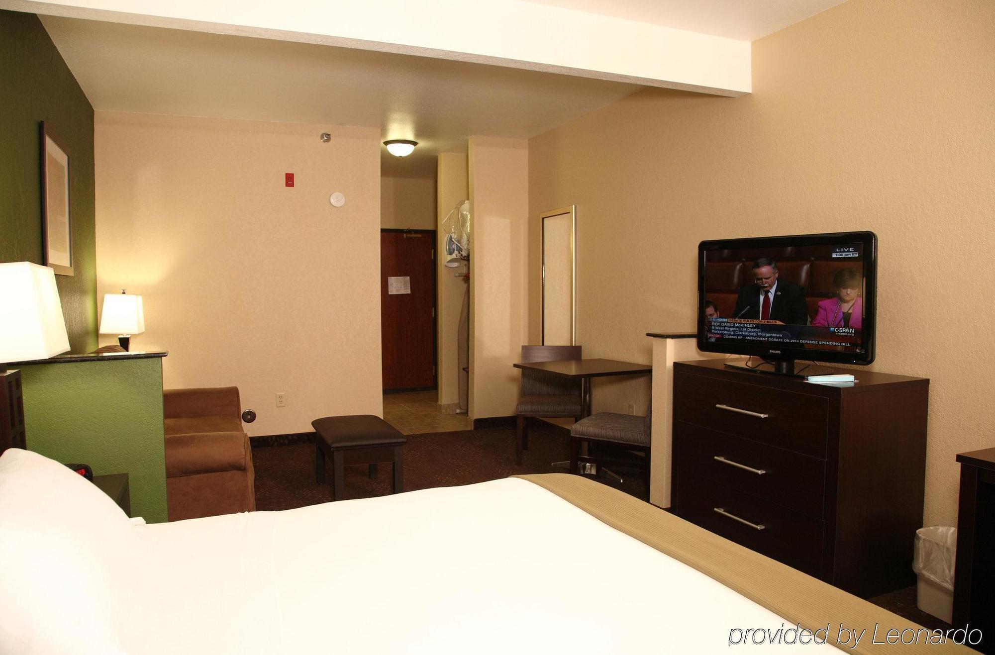 Holiday Inn Express&Suites Aberdeen, an IHG Hotel Buitenkant foto