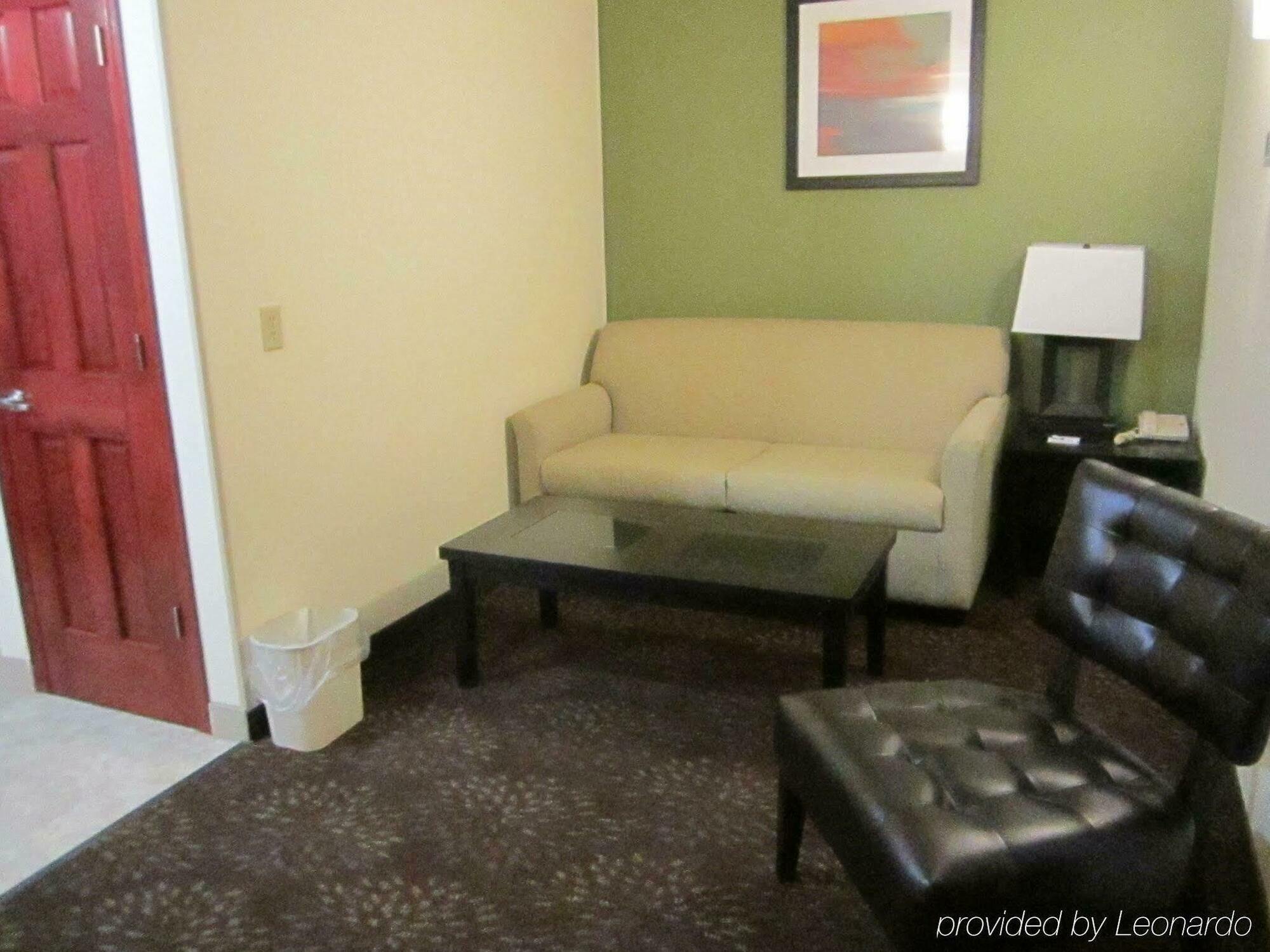 Holiday Inn Express&Suites Aberdeen, an IHG Hotel Buitenkant foto
